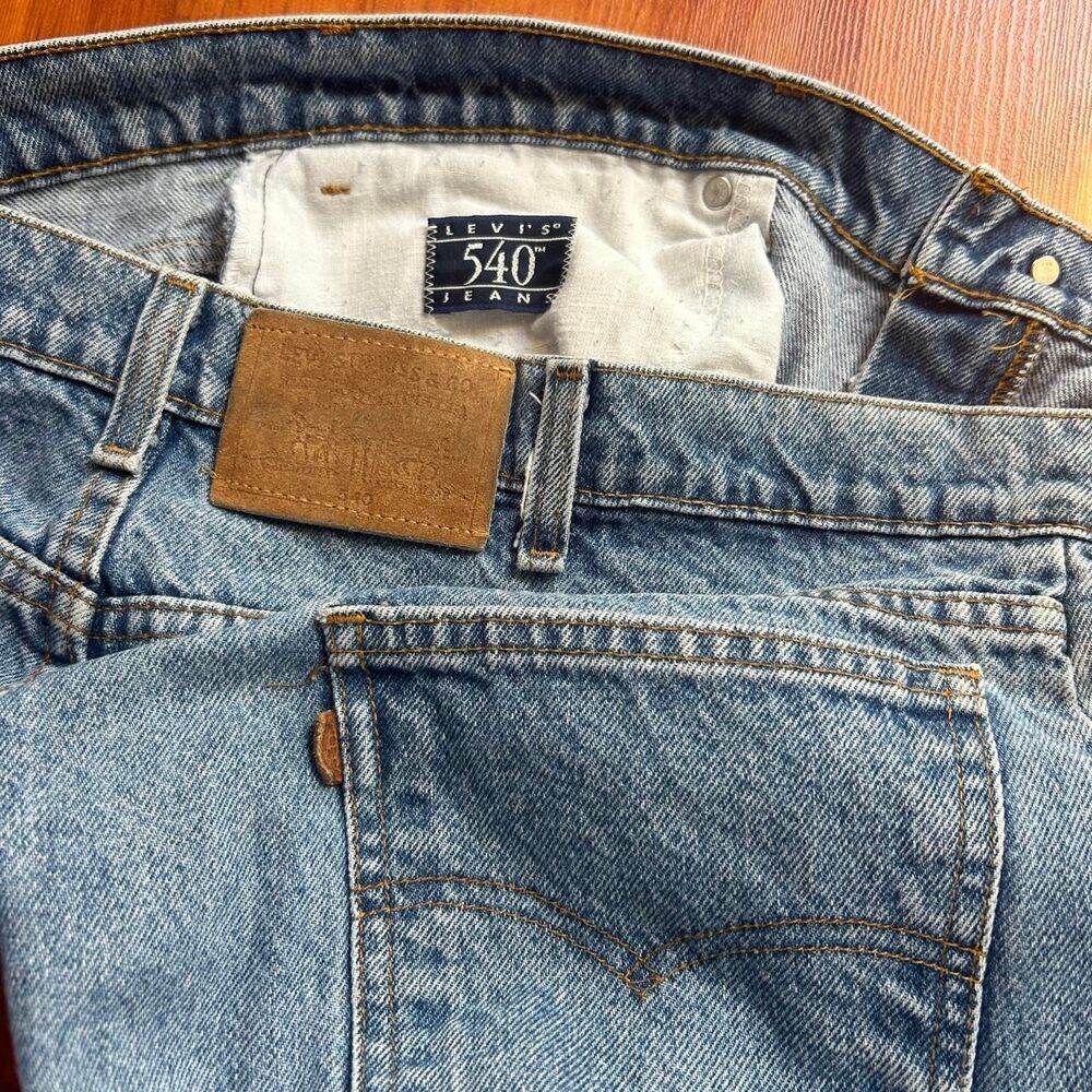 Vintage 90s Levi’s 540 Made in USA rare leather tab jeans